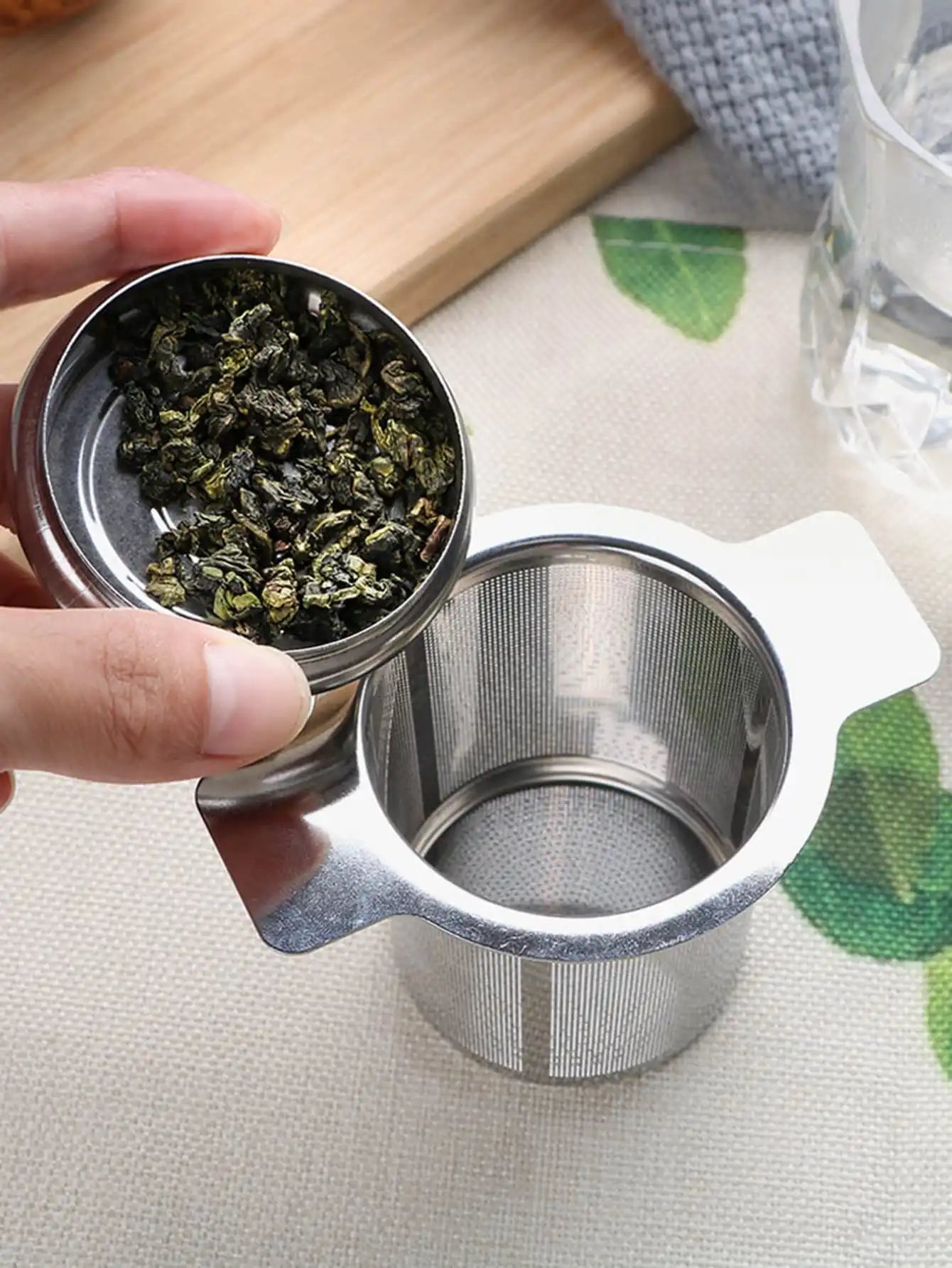 1Pc Double Handles Tea Infuser with Lid Stainless Steel Fine Mesh Coffee Filter Teapot Cup Hanging Loose Leaf Tea Strainer